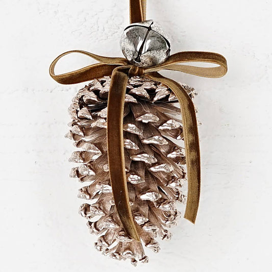 6in Hanging Jumbo Pinecone w/bell