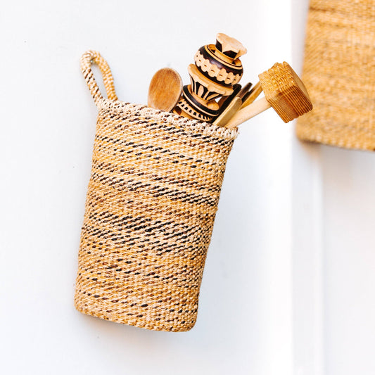 Hanging Storage Basket: Banana Leaf