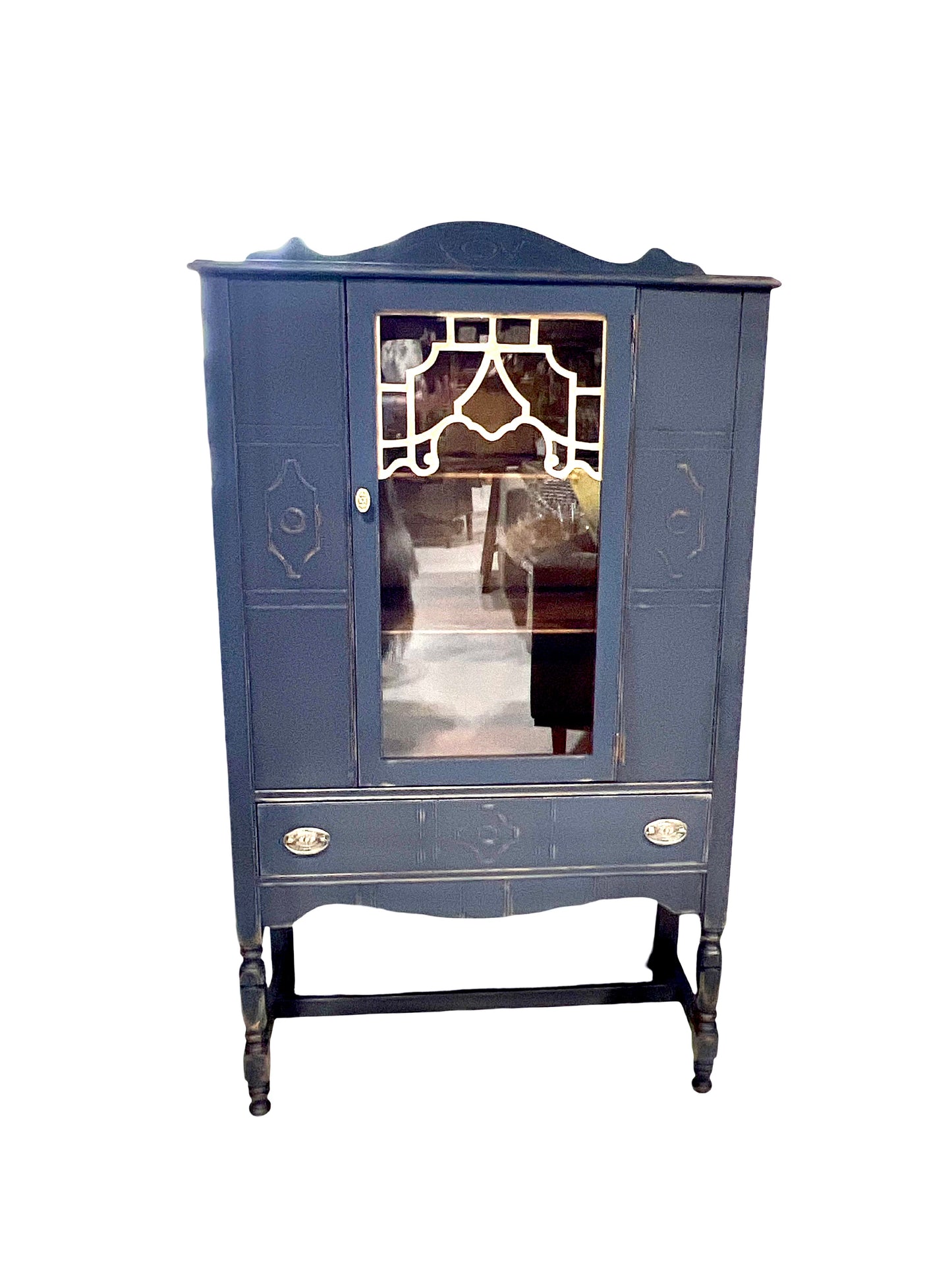 Antique cabinet in Peacoat