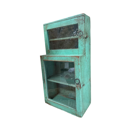 Wall cabinet with glass