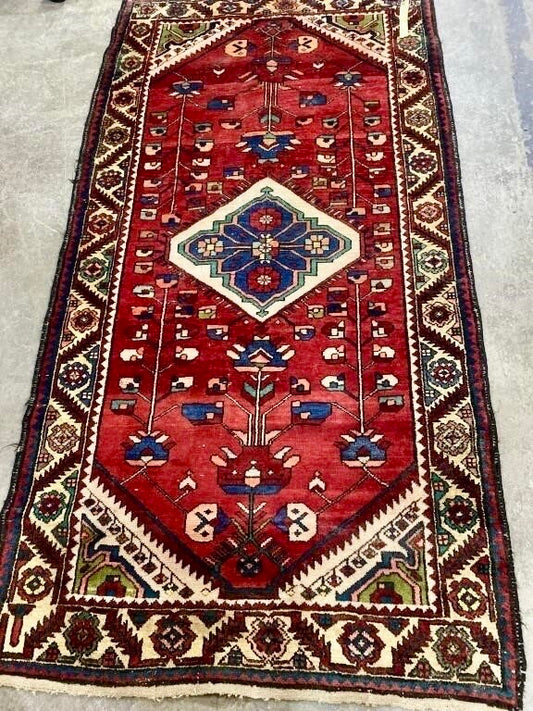 Vintage wool carpet 6.5 x 3.5'