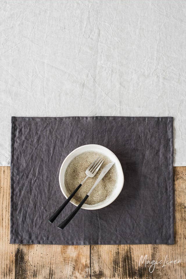 Linen placemat 14x18"