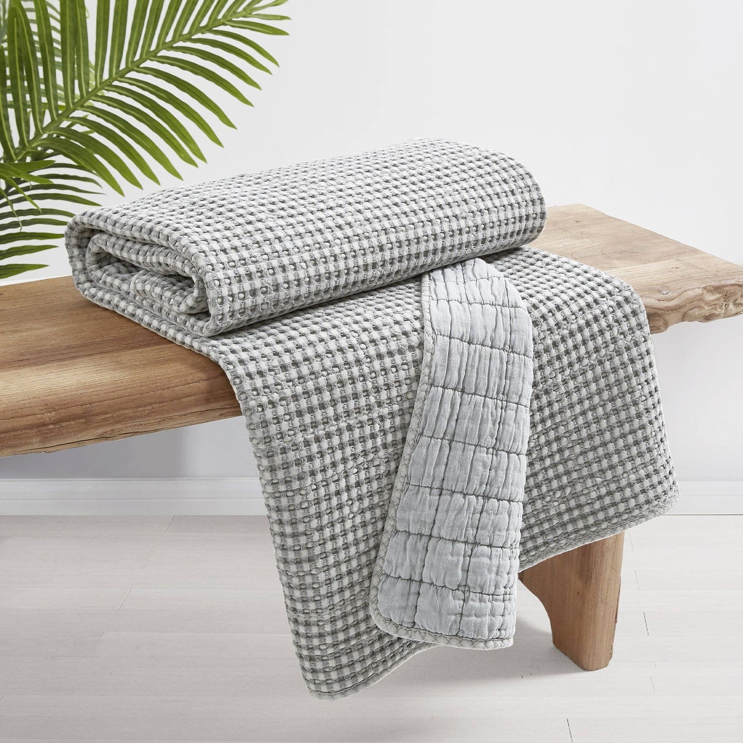 Waffle Quilted Throw Grey 50x60"