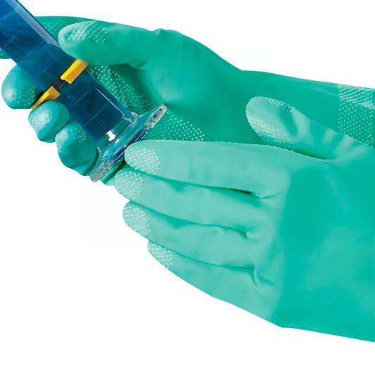 Nitrile gloves chemical resistant