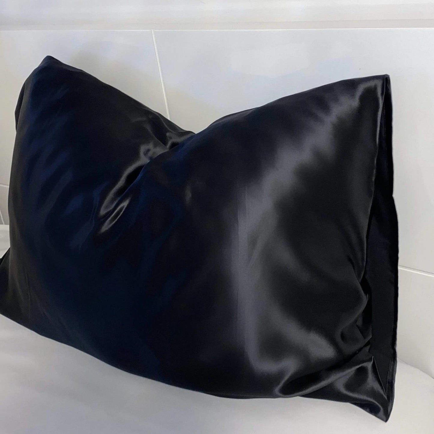 Queen silk pillowcase BLACK