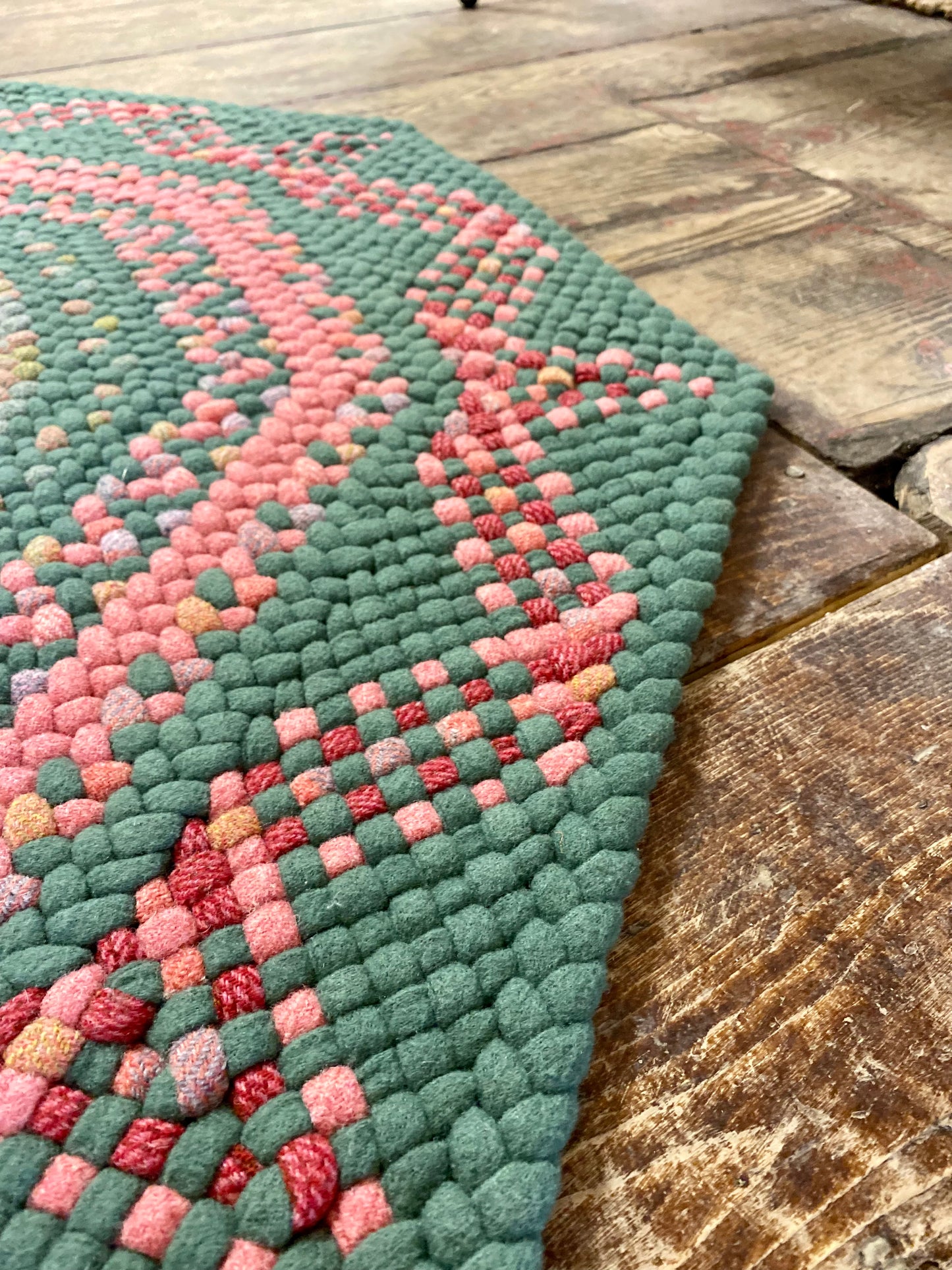 Octagon wool rug