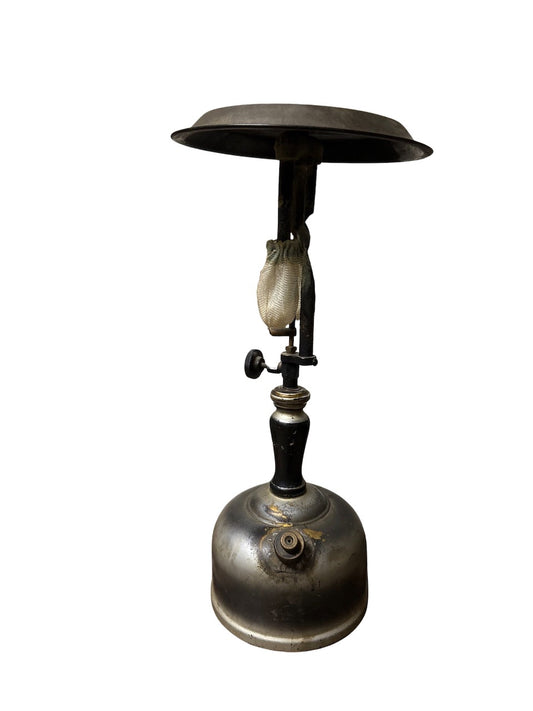Vintage Coleman double mantle table lamp