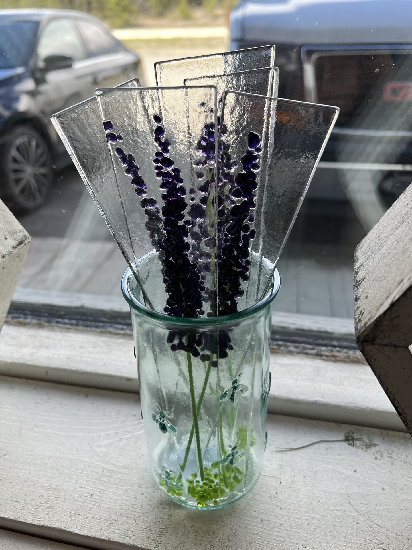 Lavender garden glass stake