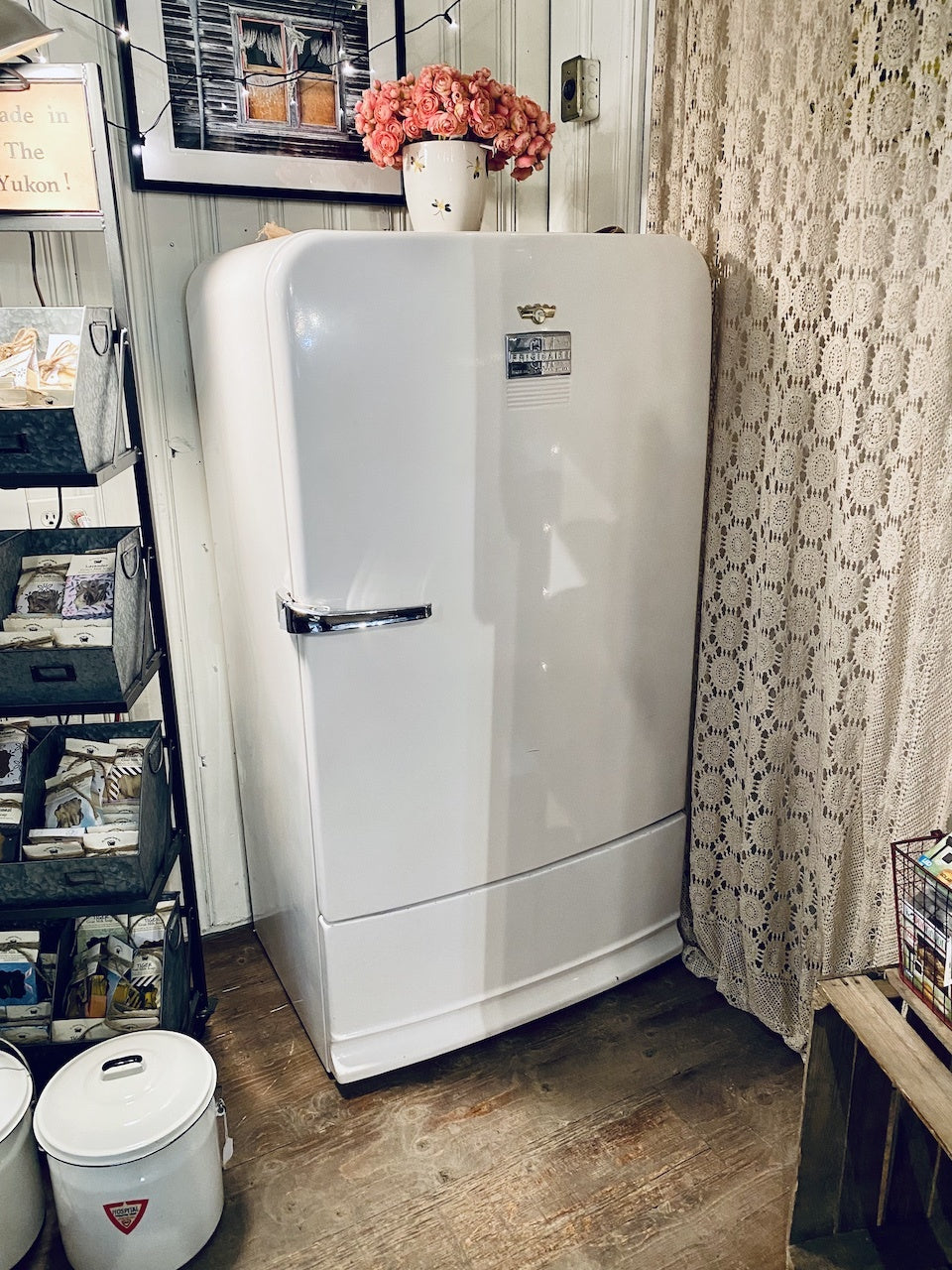 1949 Frigidaire fridge